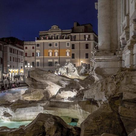 Apartmán Trevi Ab Aeterno - Amazing View Of The Trevi Fountain Řím Exteriér fotografie